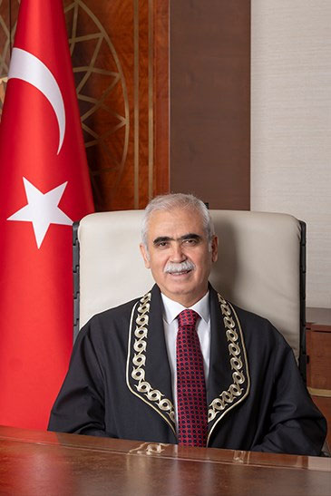 Kadir zkaya